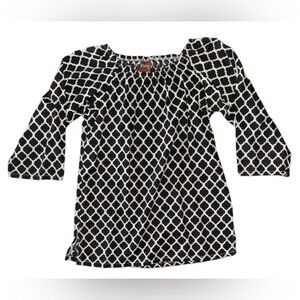 Haley Navy & White Quatrefoil Pattern 3/4 Sleeve Top